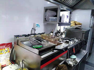 油炸食品機(jī)械設(shè)備 油炸食品機(jī)械設(shè)備